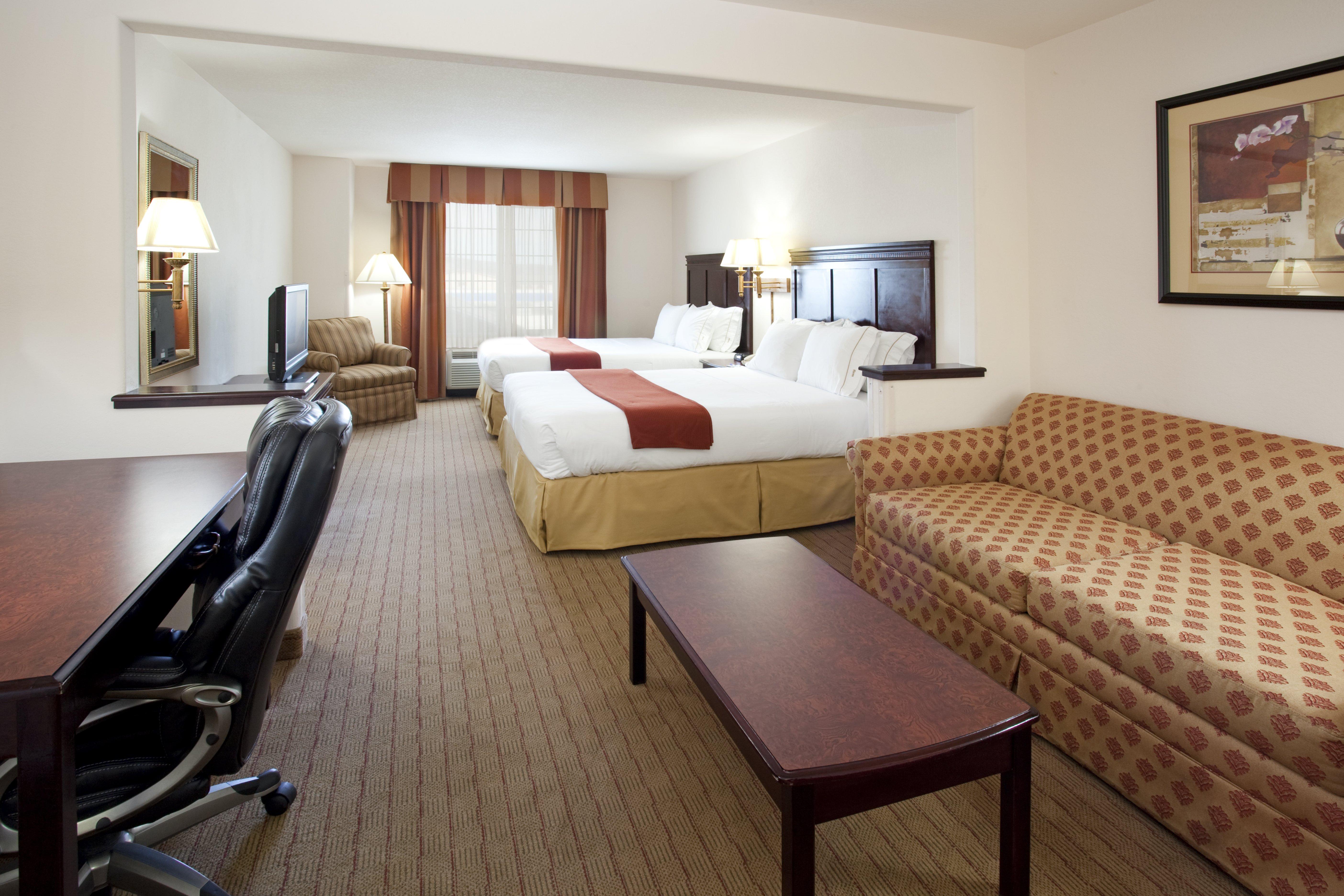 Holiday Inn Express Hotel & Suites Evanston By Ihg Exterior photo