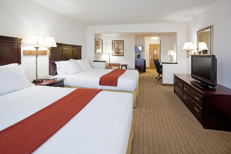 Holiday Inn Express Hotel & Suites Evanston By Ihg Exterior photo